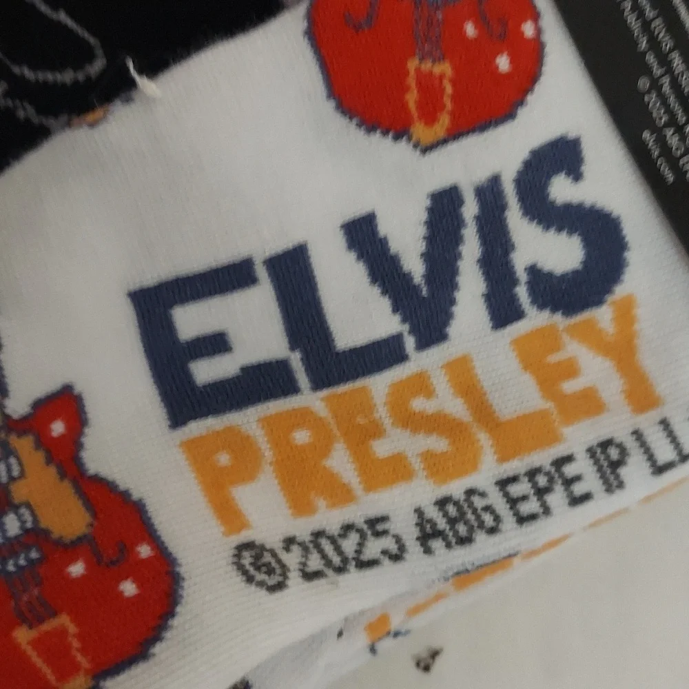 Lot 4 Pair ELVIS Presley Crazy Socks  Crew Graphic Prints NEW One Size 7-12